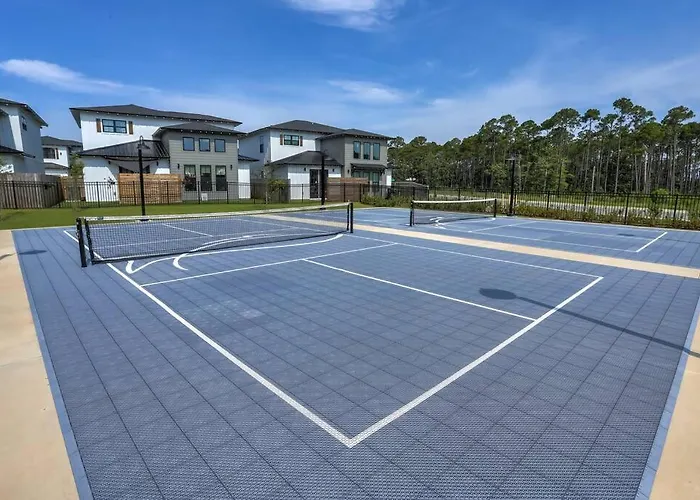 Holiday home Modern Luxury 4br Pool Bay Access Outdoor Dining